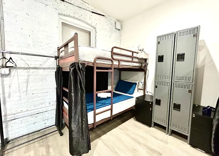 Stay 424 Hostel