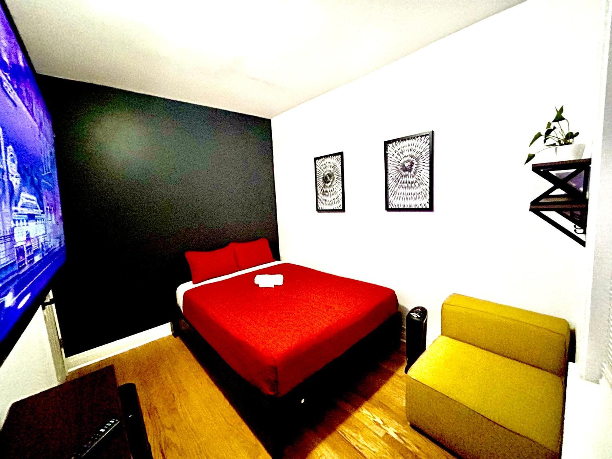 Hostel 424 *